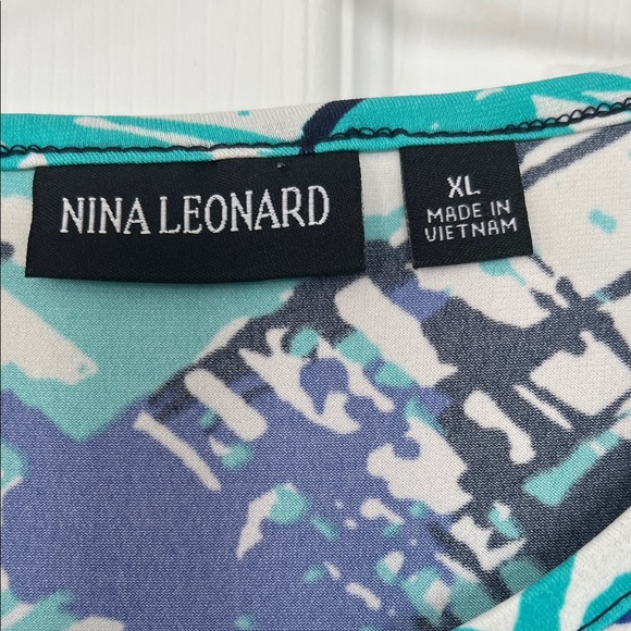 Nina Leonard Abstract Blue and Teal Blouse - Picture 2 of 4